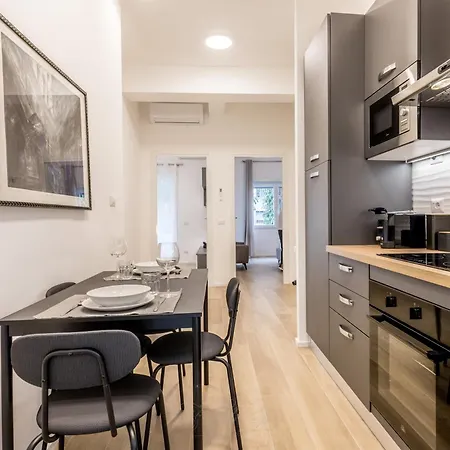Domus Urbe San Paolo * Rome